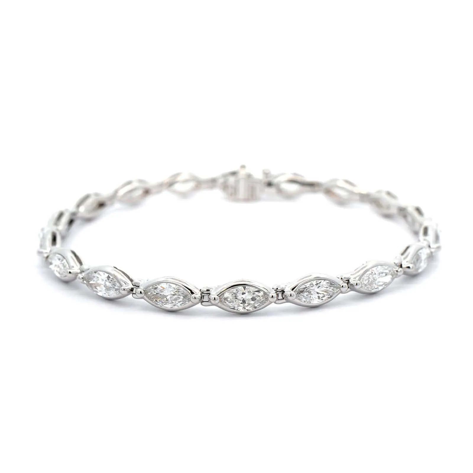 18K White Gold Marquise Diamond Tennis Bracelet