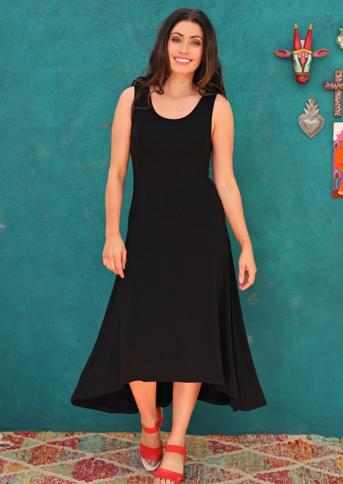 Concave Hem Dress Black