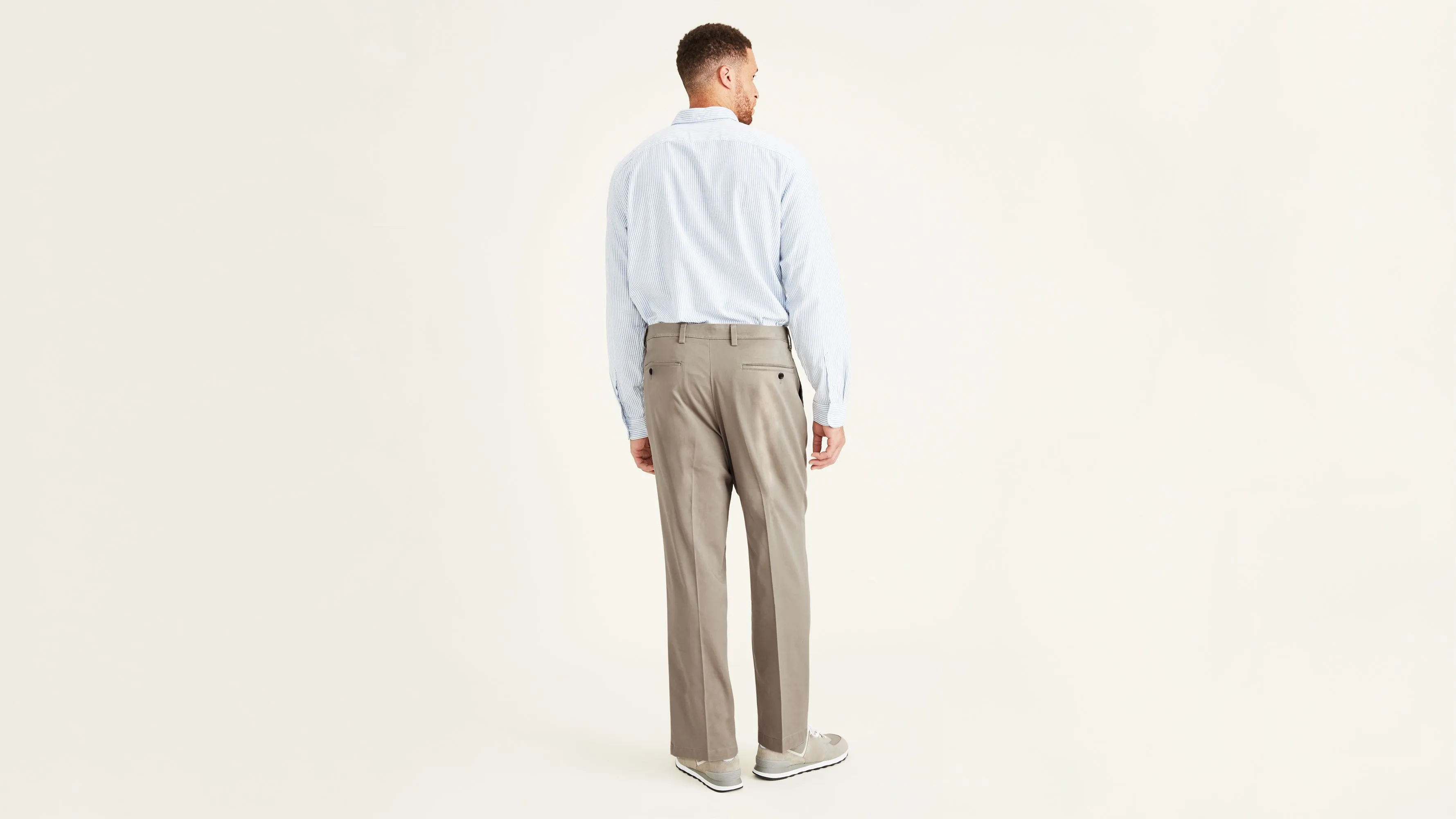 Easy Khakis, Pleated, Classic Fit (Big and Tall)