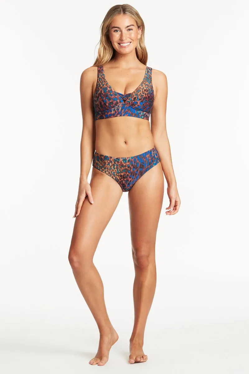 Hunter Longline Tri Bra With Macrame Detail