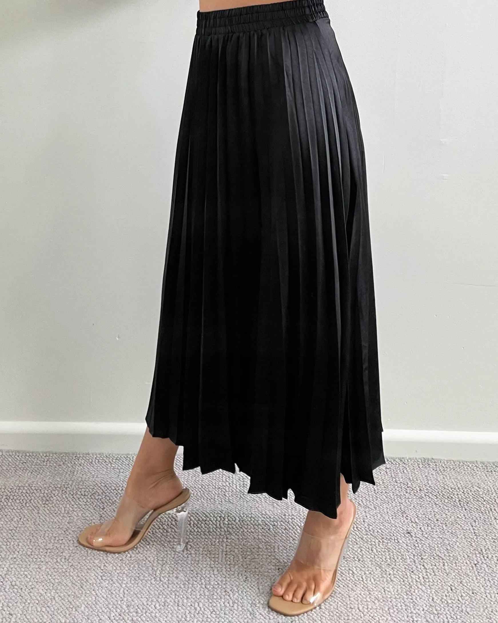 Keila Pleated Skirts Black