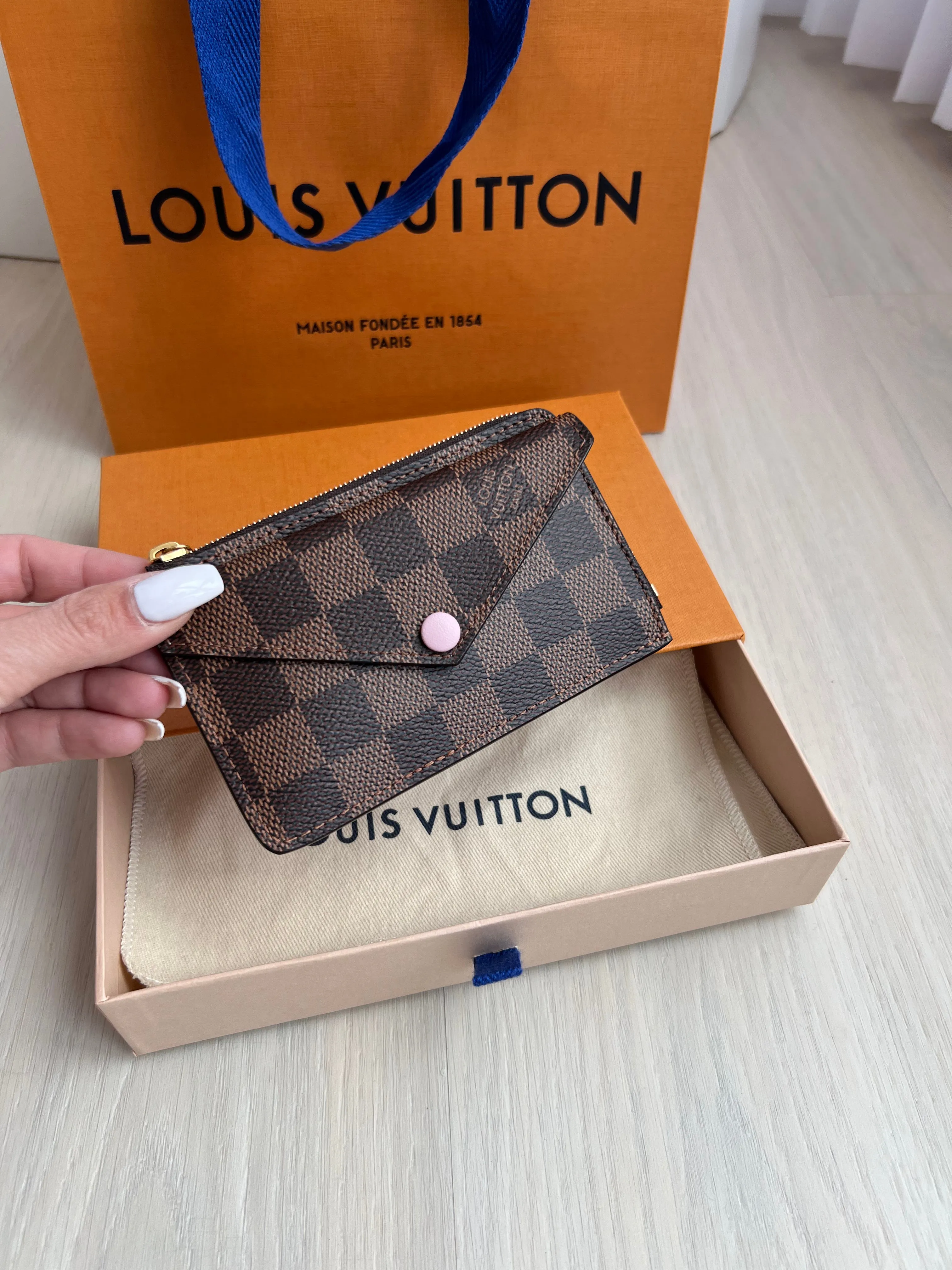 Louis Vuitton Recto Reverso Card Holder Wallet