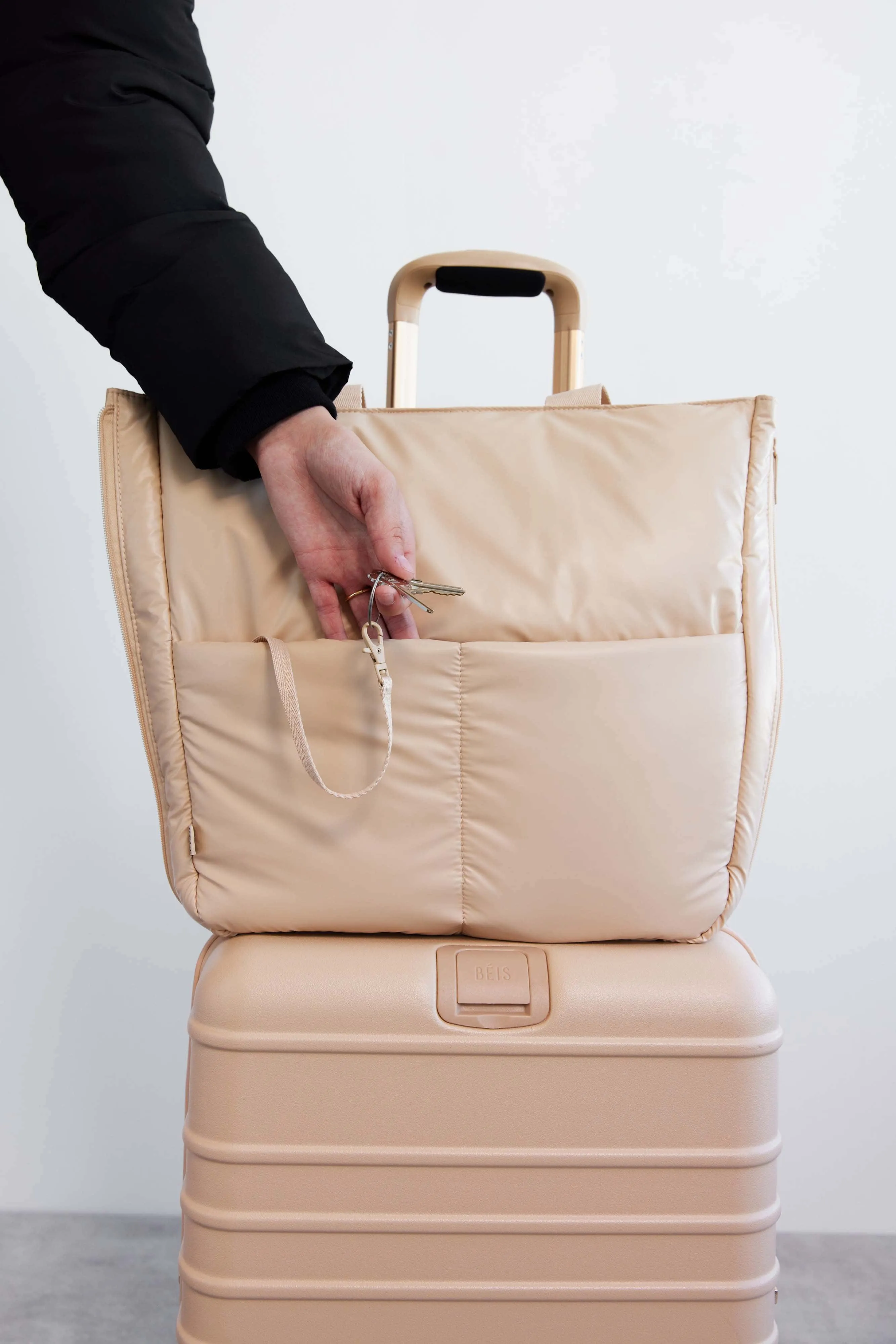 The Expandable Tote in Beige