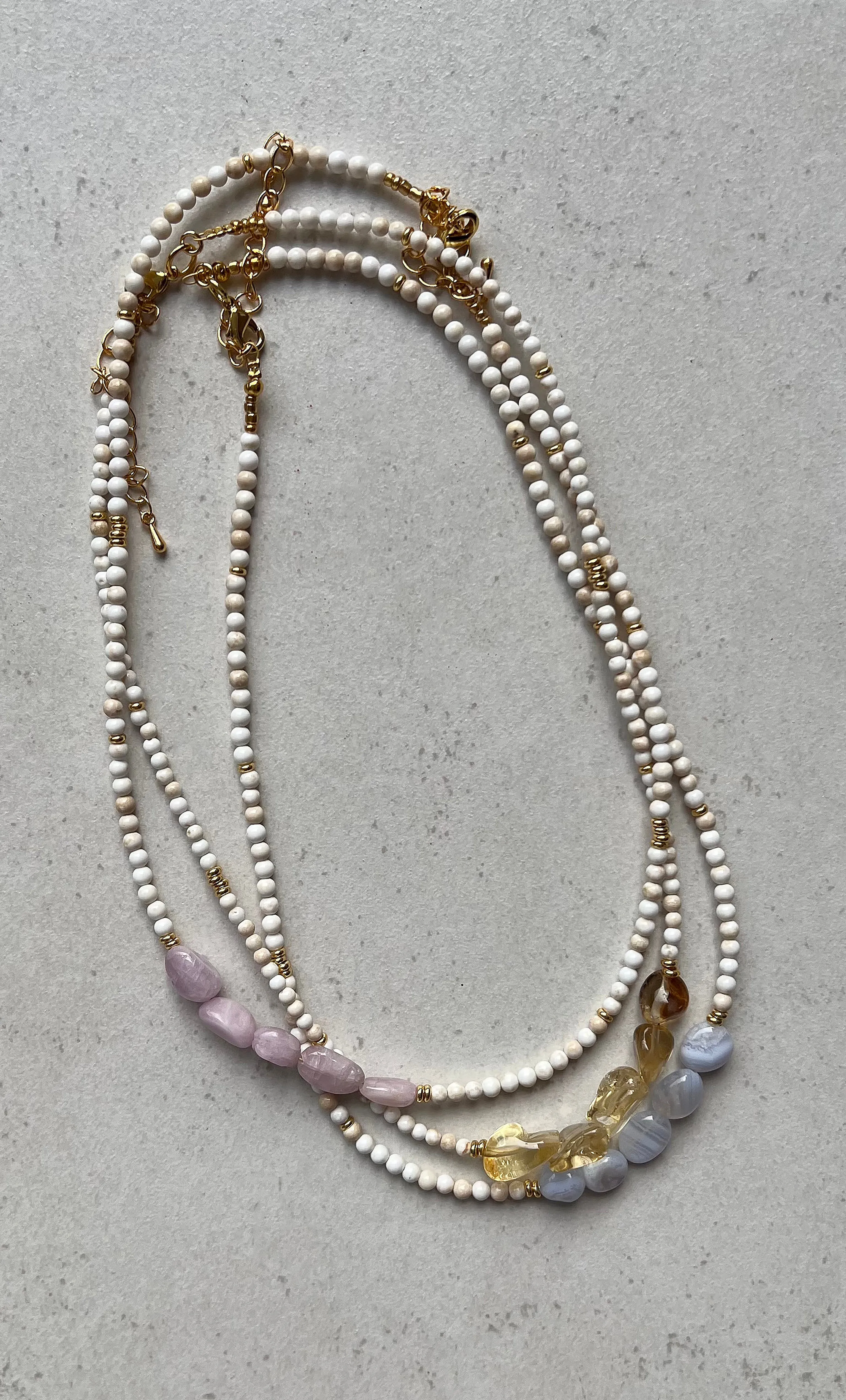 The Tunik Salacia 5 Stone Kunzite Necklace