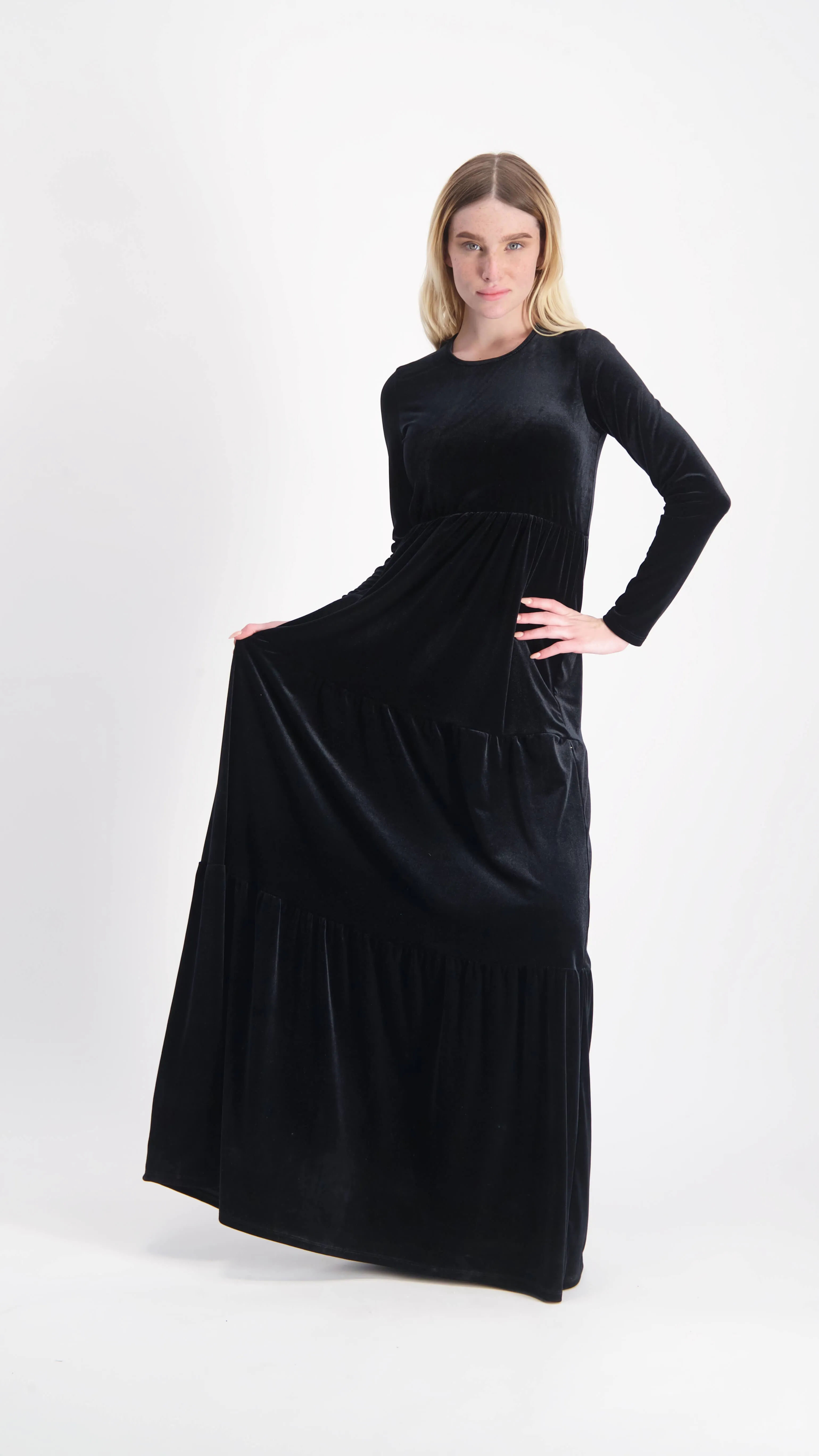 Velvet Maxi Layers Dress / Black